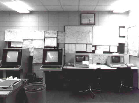 HON PF 2-84.jpg (47258 bytes)