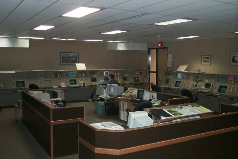 FairbanksOperationsFloor.jpg (17714 bytes)